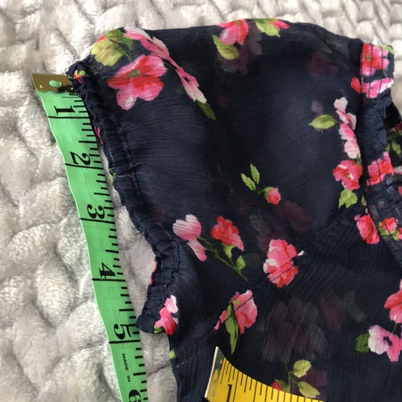 Hollister Sheer Blouse / Top, Blue with Red Florals, Size L. - Picture 8 of 8